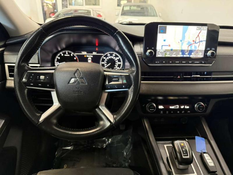 Mitsubishi Outlander SE 2024