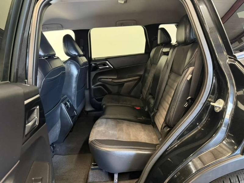 Mitsubishi Outlander SE 2024