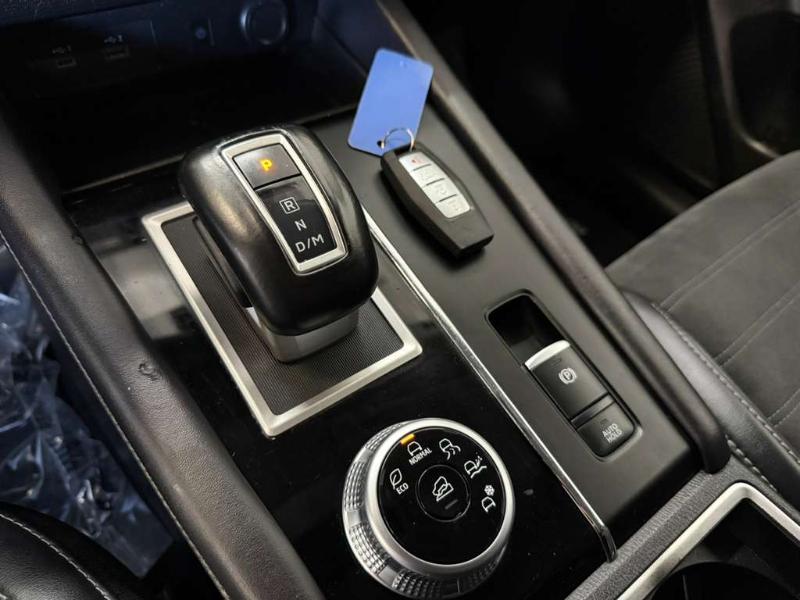 Mitsubishi Outlander SE 2024