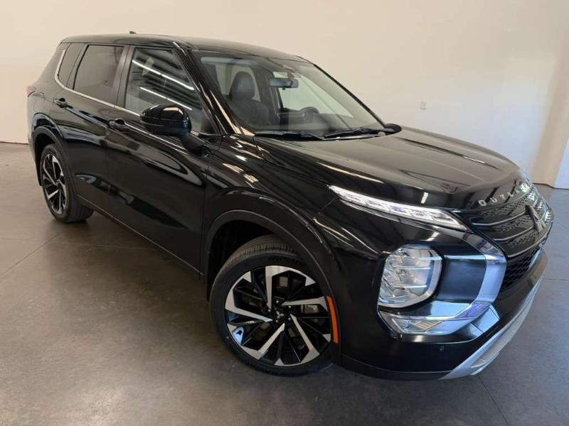 Mitsubishi Outlander SE 2024