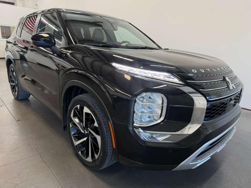 Mitsubishi Outlander SE 2024