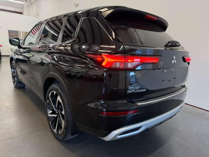 Mitsubishi Outlander SE 2024