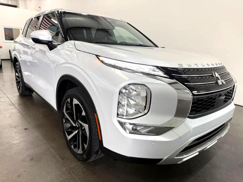 Mitsubishi Outlander SE 2024