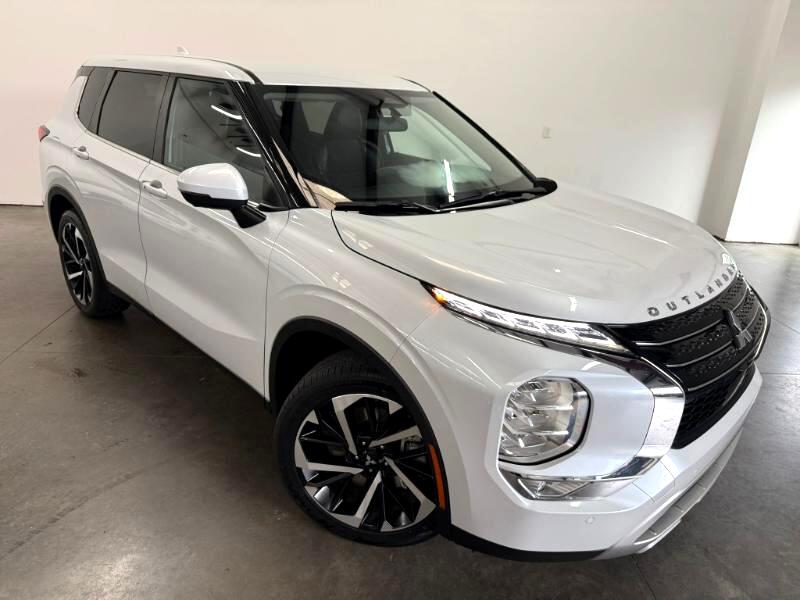 Mitsubishi Outlander SE 2024