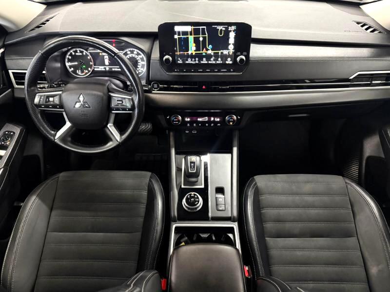 Mitsubishi Outlander SE 2024