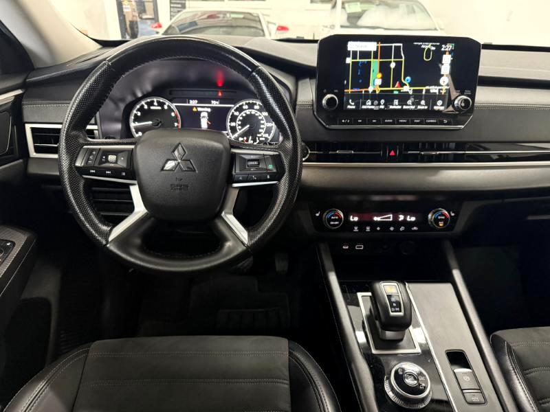 Mitsubishi Outlander SE 2024