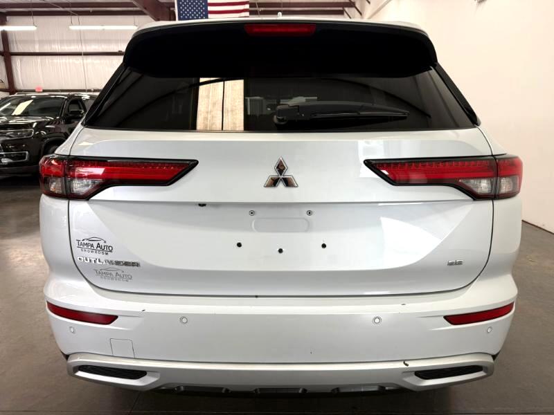Mitsubishi Outlander SE 2024