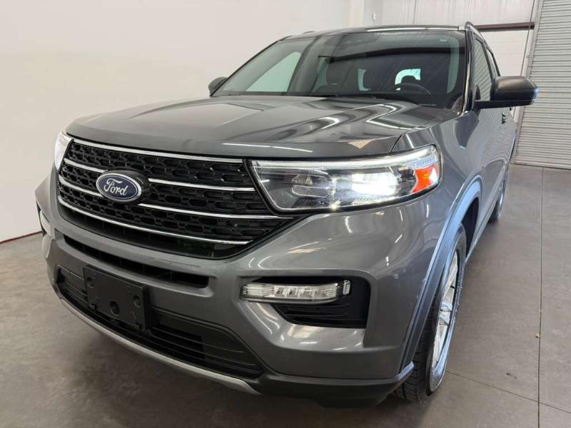 Ford Explorer XLT 2023