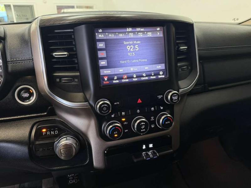 RAM 1500 Laramie Crew Cab SWB 2WD 2020