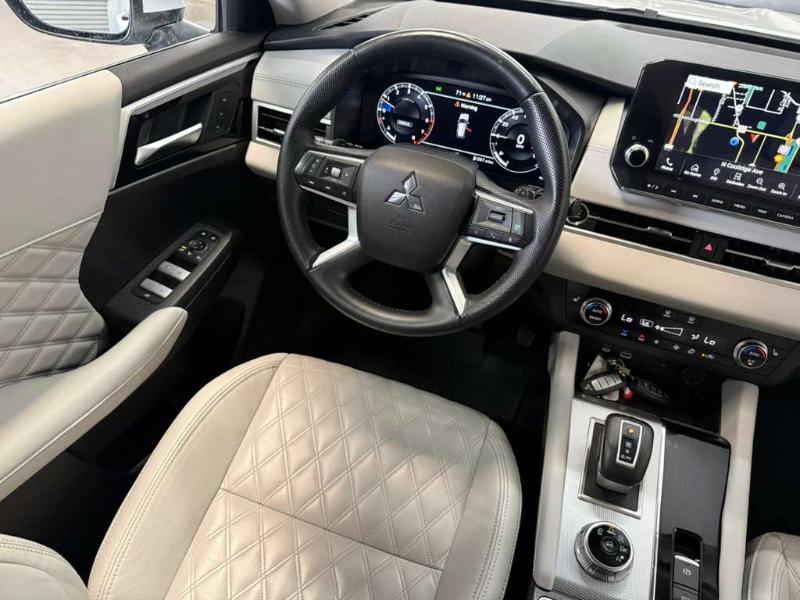 Mitsubishi Outlander SEL 2024