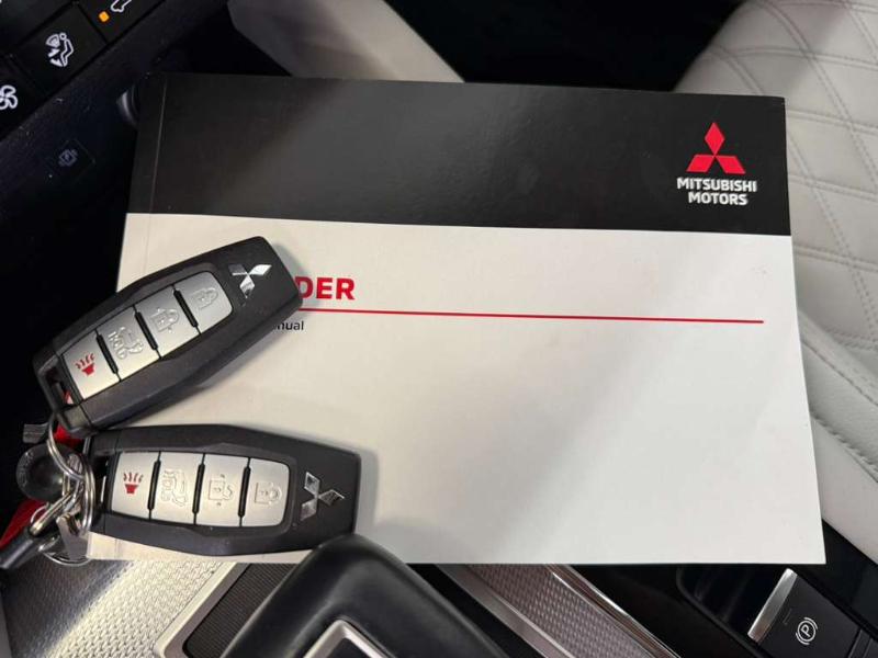 Mitsubishi Outlander SEL 2024