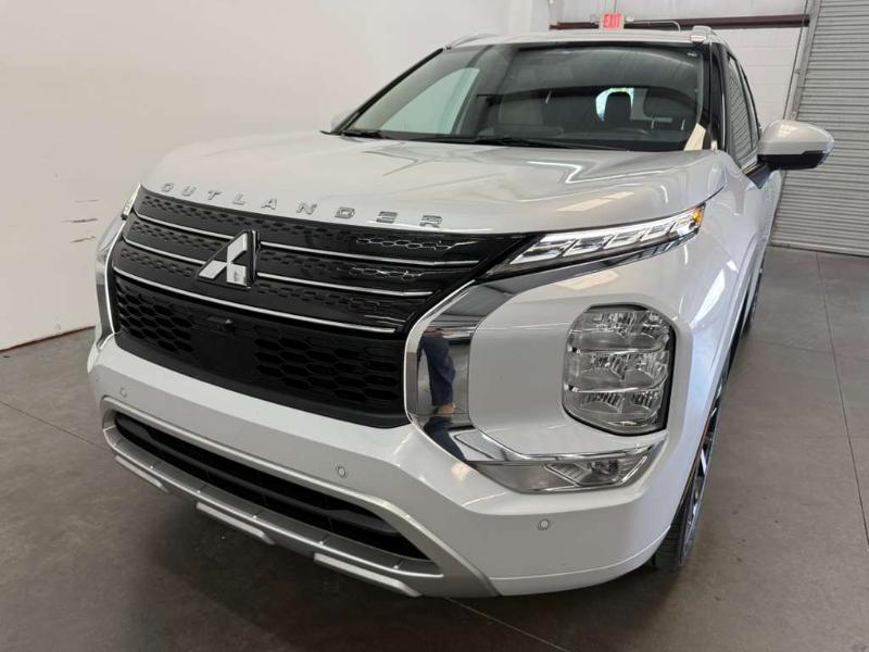 Mitsubishi Outlander SEL 2024