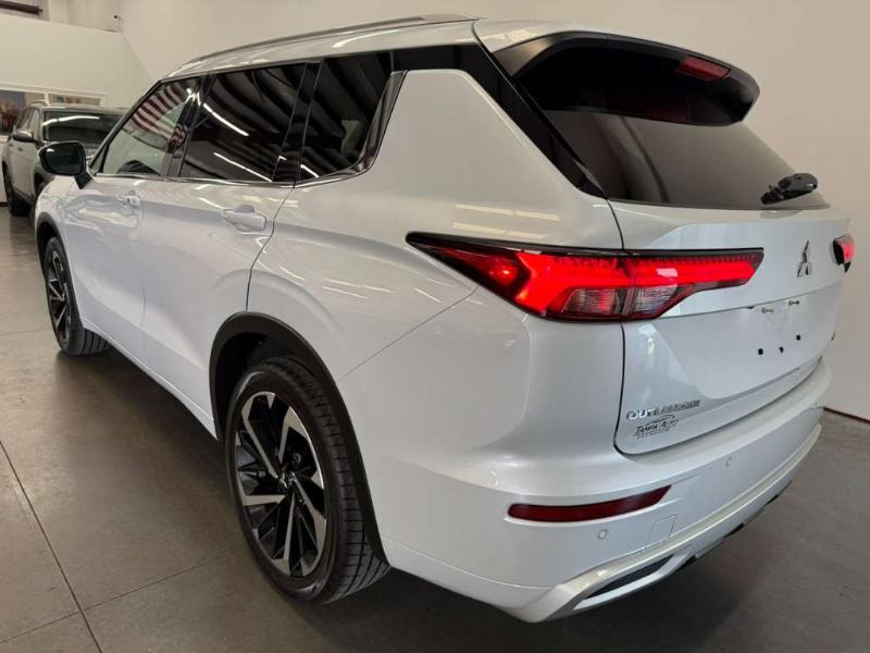 Mitsubishi Outlander SEL 2024