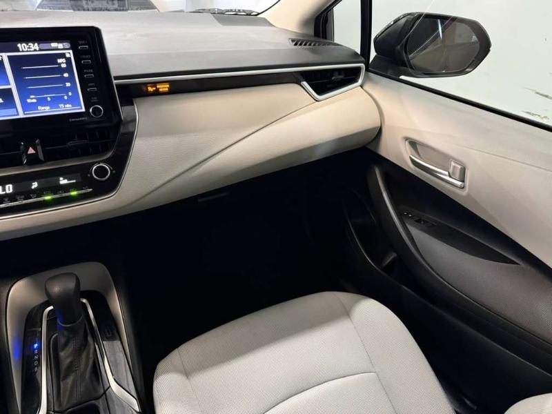 Toyota Corolla LE 2021