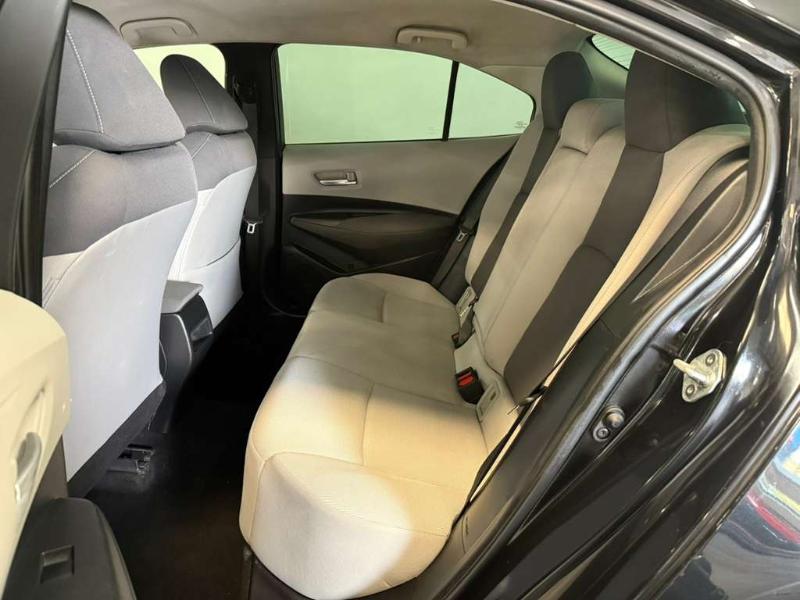 Toyota Corolla LE 2021