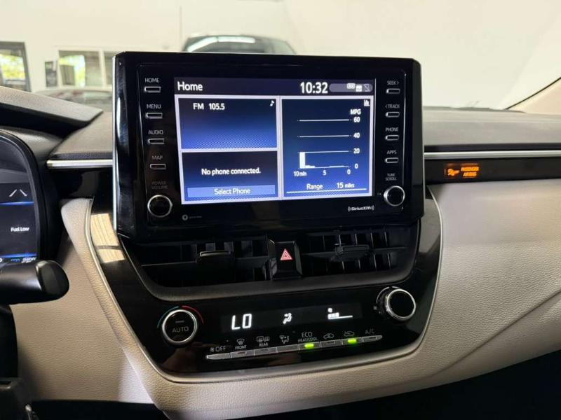 Toyota Corolla LE 2021