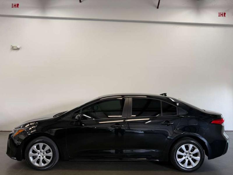 Toyota Corolla LE 2021