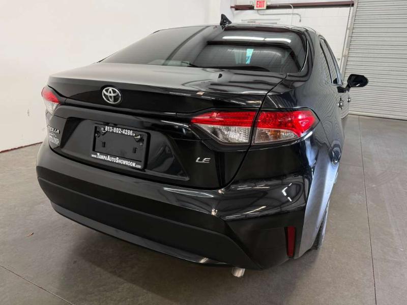 Toyota Corolla LE 2021