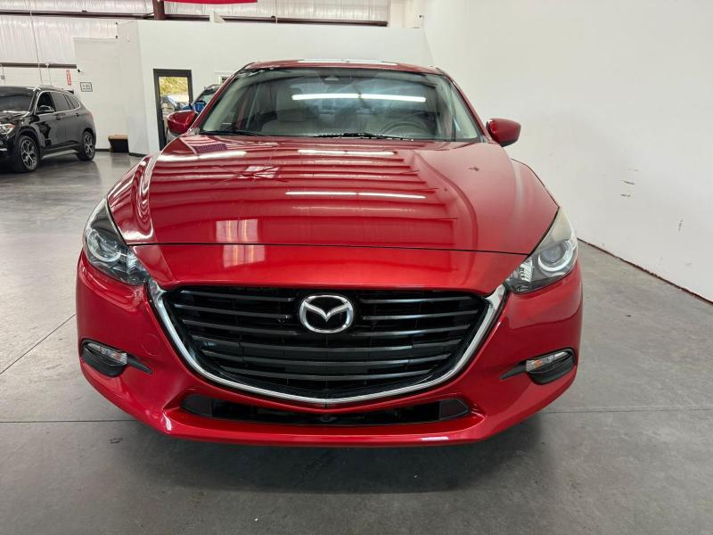 Mazda MAZDA3  2018