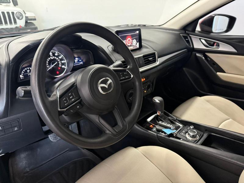 Mazda MAZDA3  2018