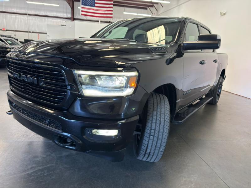 RAM 1500 Big Horn Crew Cab 4WD 2020