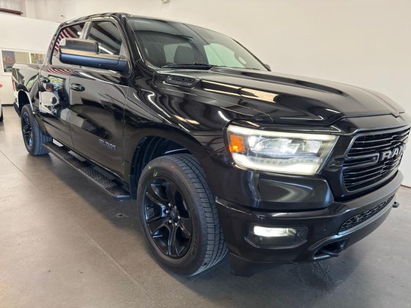 RAM 1500 Big Horn Crew Cab 4WD 2020