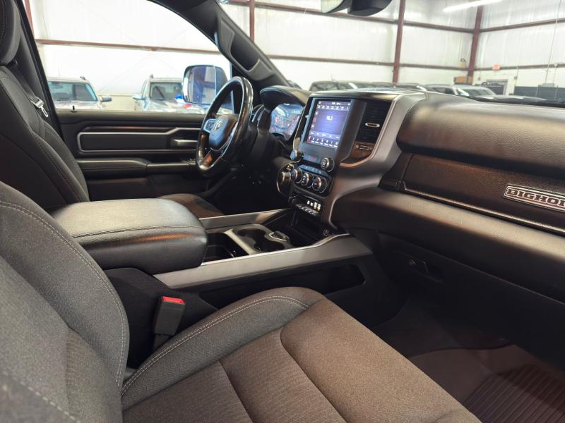 RAM 1500 Big Horn Crew Cab 4WD 2020