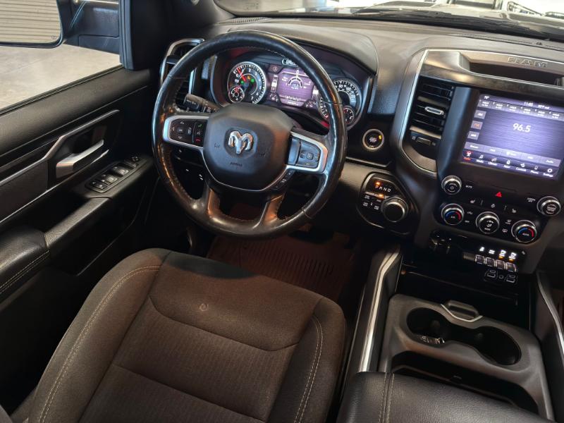 RAM 1500 Big Horn Crew Cab 4WD 2020