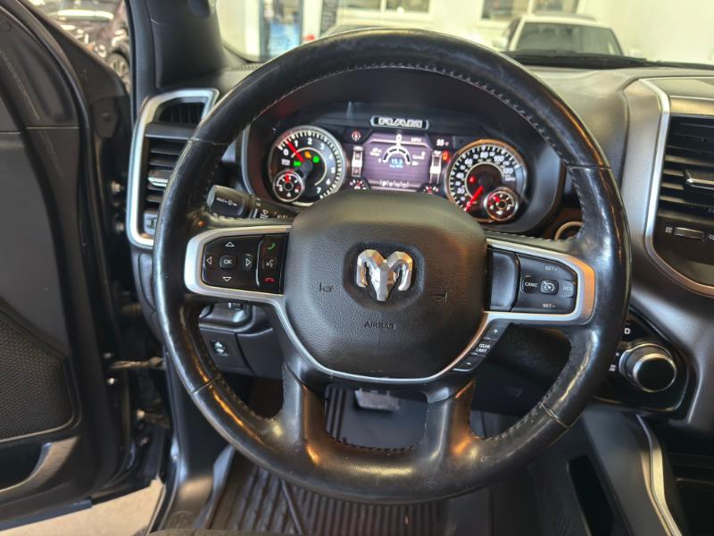 RAM 1500 Big Horn Crew Cab 4WD 2020