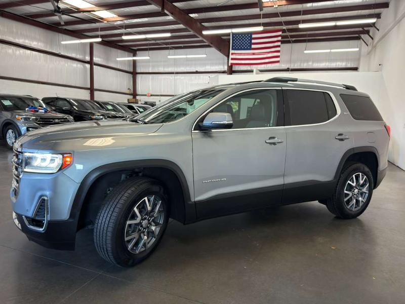 GMC Acadia SLT 2023