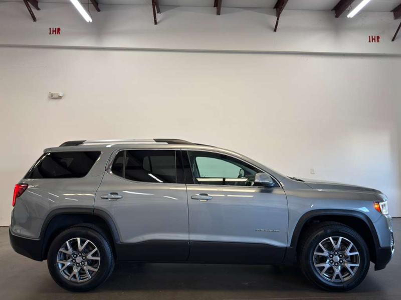 GMC Acadia SLT 2023