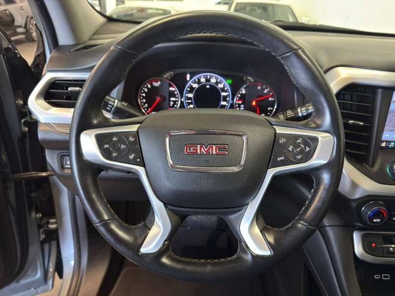 GMC Acadia SLT 2023