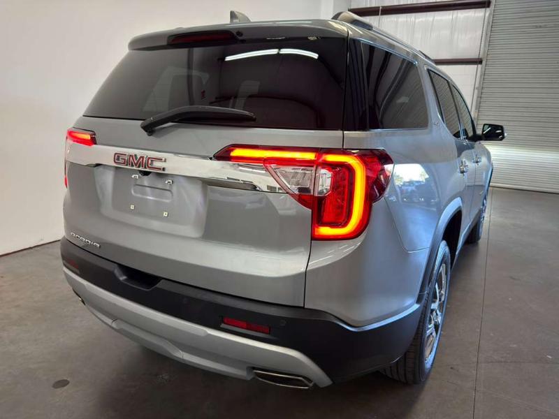 GMC Acadia SLT 2023