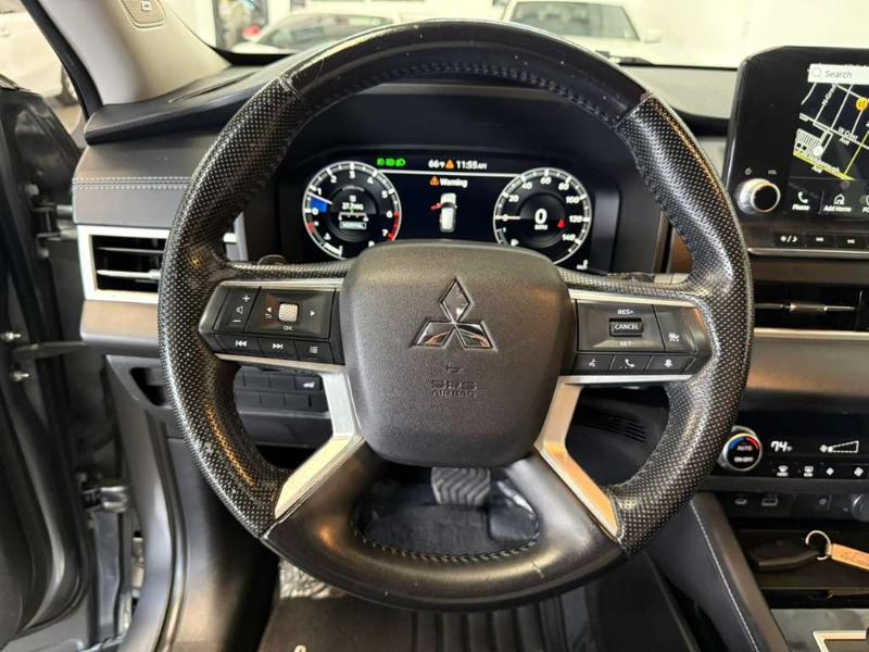 Mitsubishi Outlander  2022