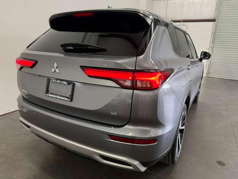 Mitsubishi Outlander SE 2024