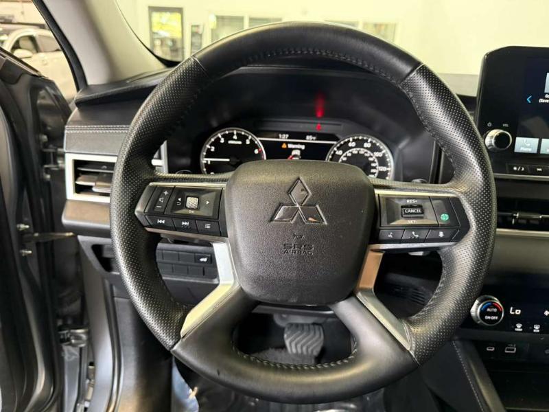 Mitsubishi Outlander SE 2024