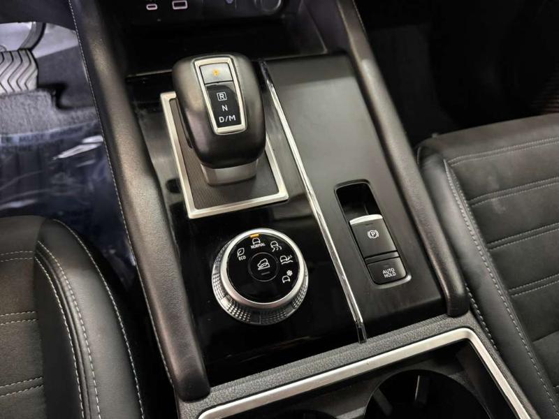 Mitsubishi Outlander SE 2024