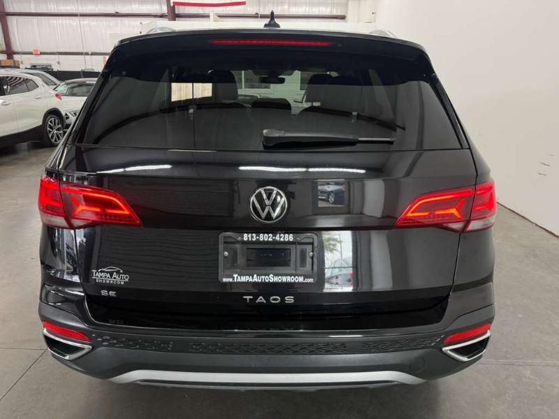 Volkswagen Taos SE 2024