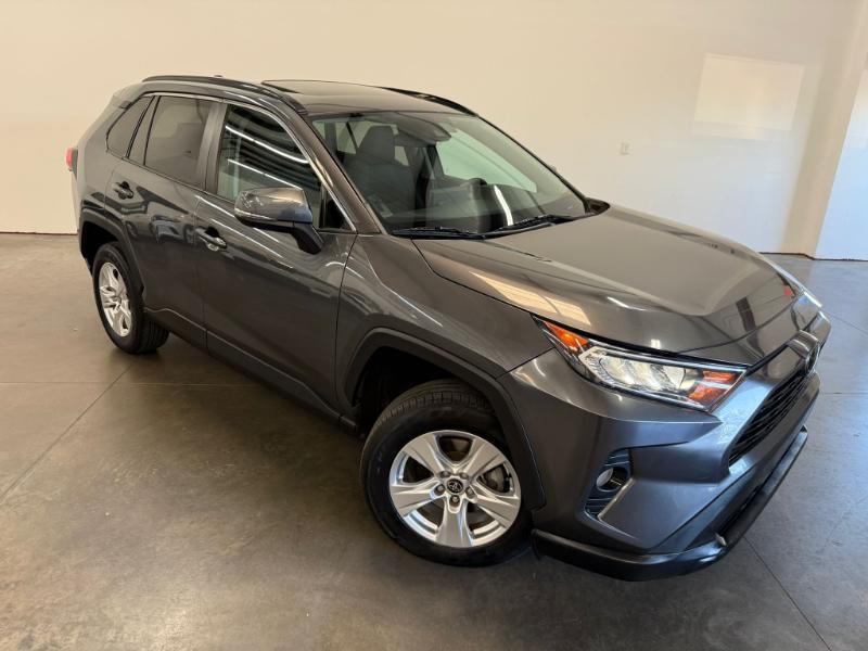 Toyota RAV4 XLE 2021