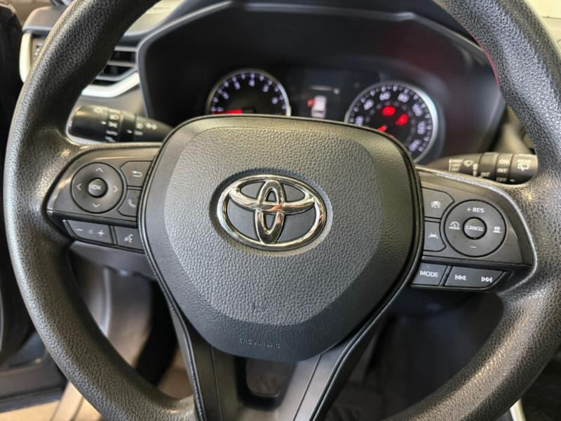 Toyota RAV4 XLE 2021