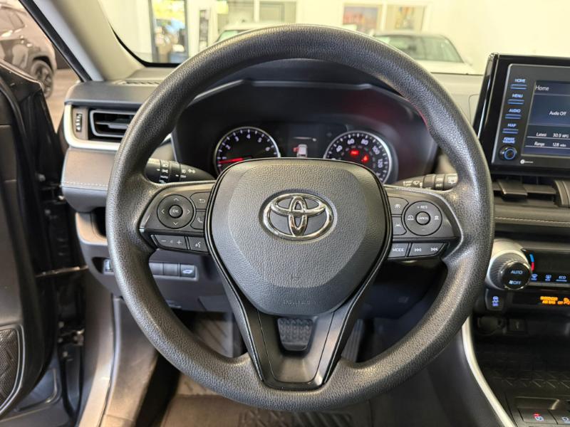 Toyota RAV4 XLE 2021