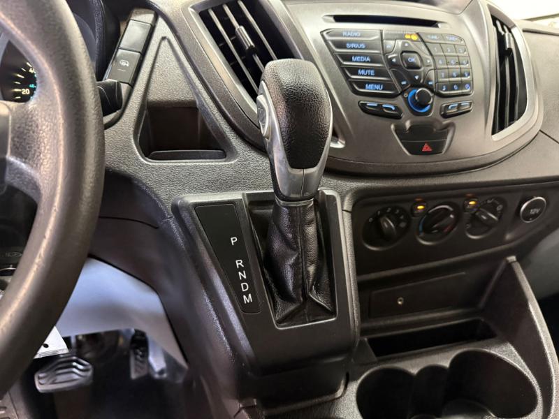 Ford Transit 150 Van Med. Roof w/Sliding Pass. 148-in. WB 2019