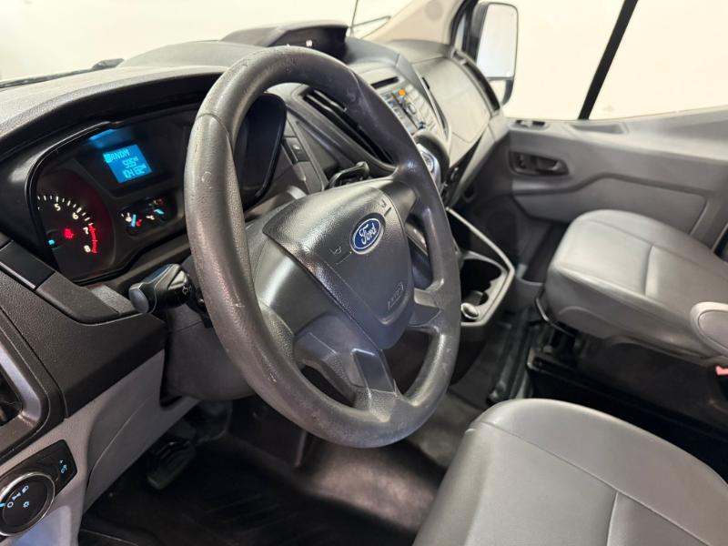 Ford Transit 150 Van Med. Roof w/Sliding Pass. 148-in. WB 2019