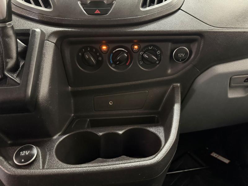 Ford Transit 150 Van Med. Roof w/Sliding Pass. 148-in. WB 2019