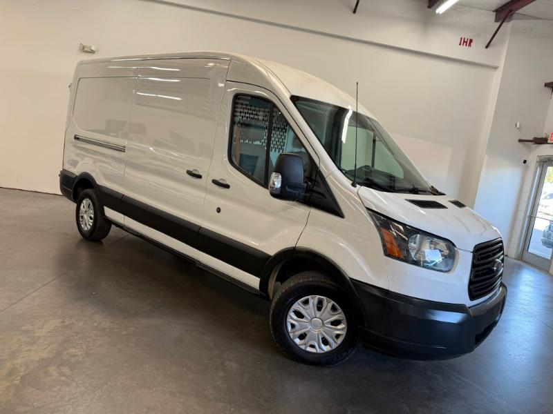 Ford Transit 150 Van Med. Roof w/Sliding Pass. 148-in. WB 2019