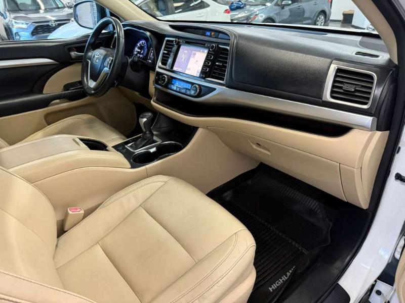 Toyota Highlander XLE 2015