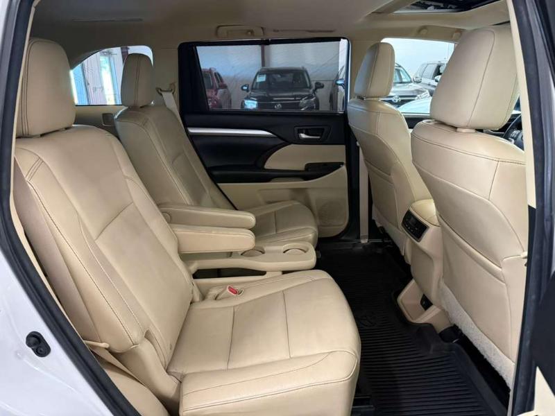 Toyota Highlander XLE 2015