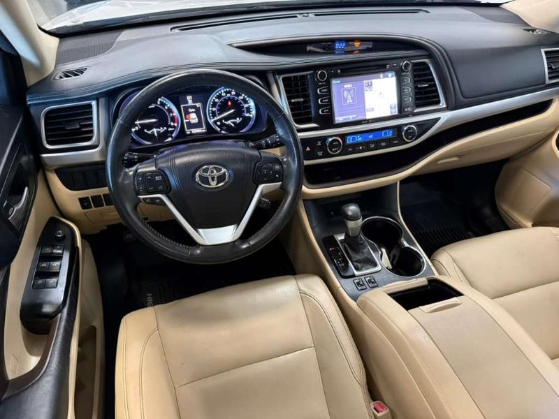 Toyota Highlander XLE 2015