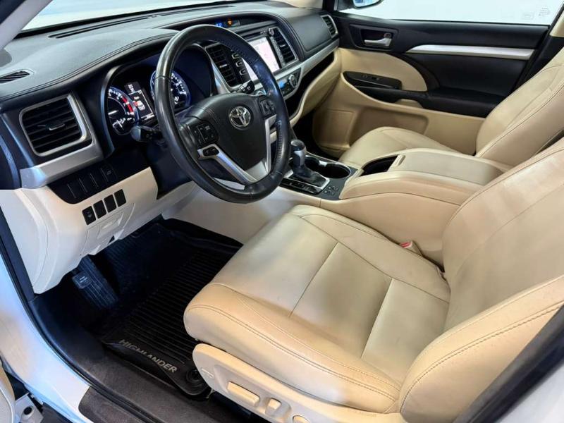 Toyota Highlander XLE 2015