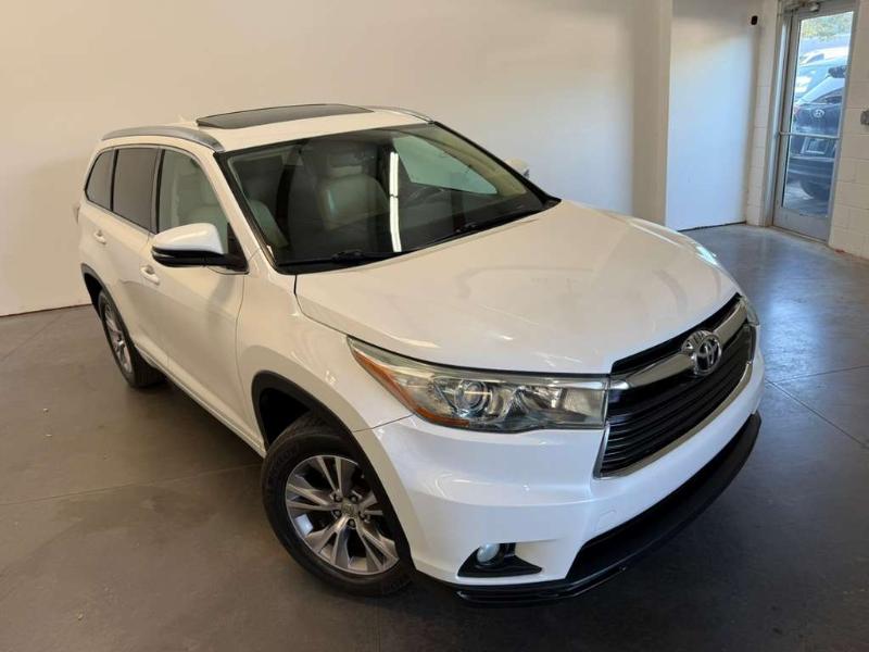 Toyota Highlander XLE 2015